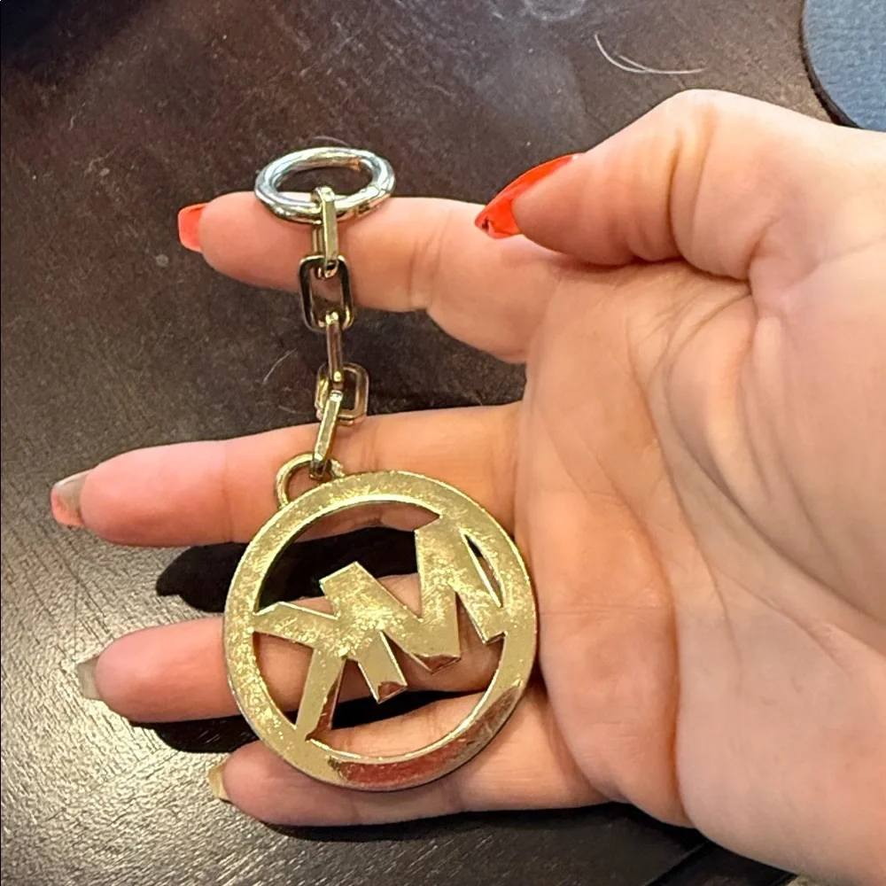 Michael Kors Gold-Tone Logo Keychain large bag tag MK designer chain link - Picture 4 of 5